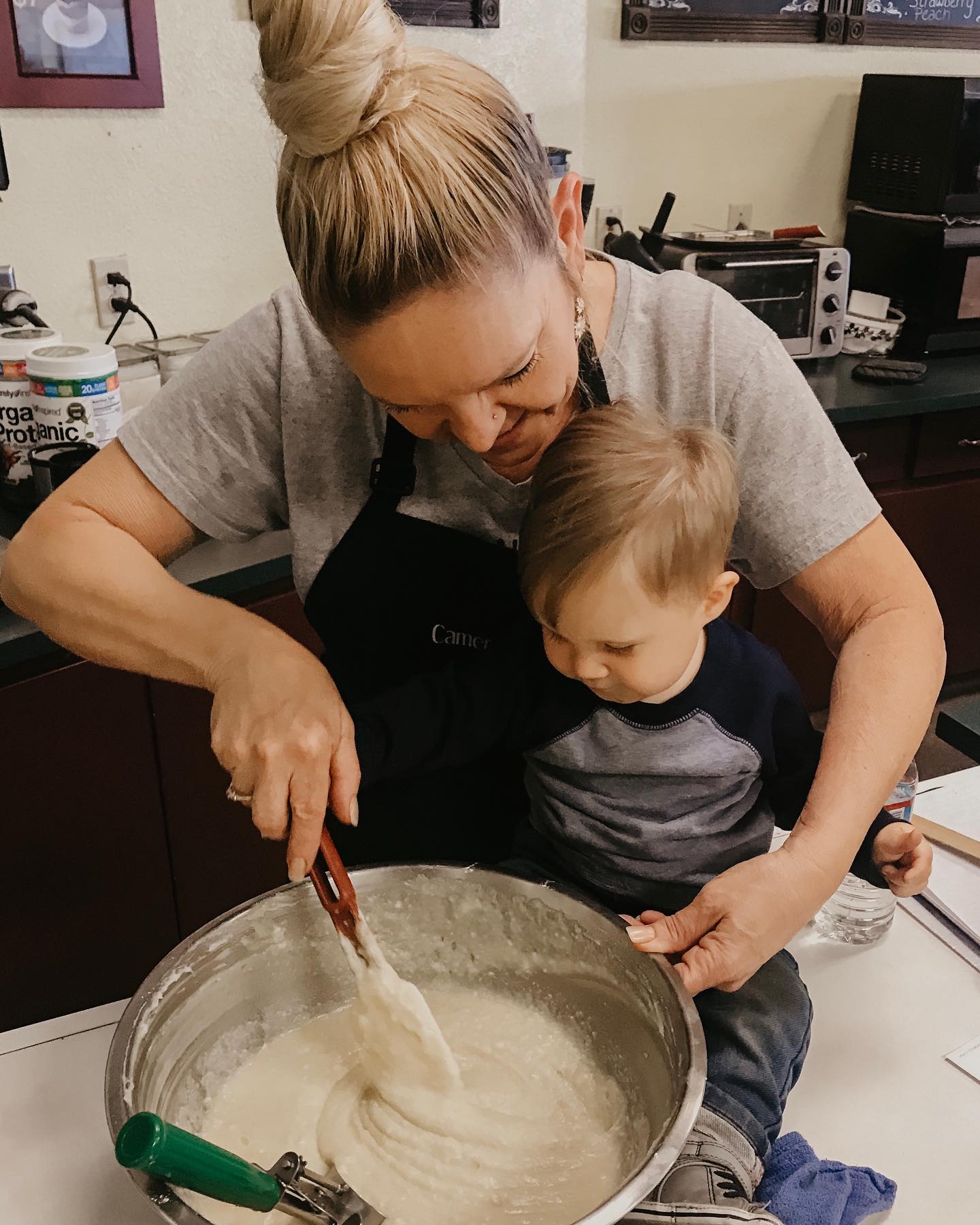 Making food with love at Lona's Cafe